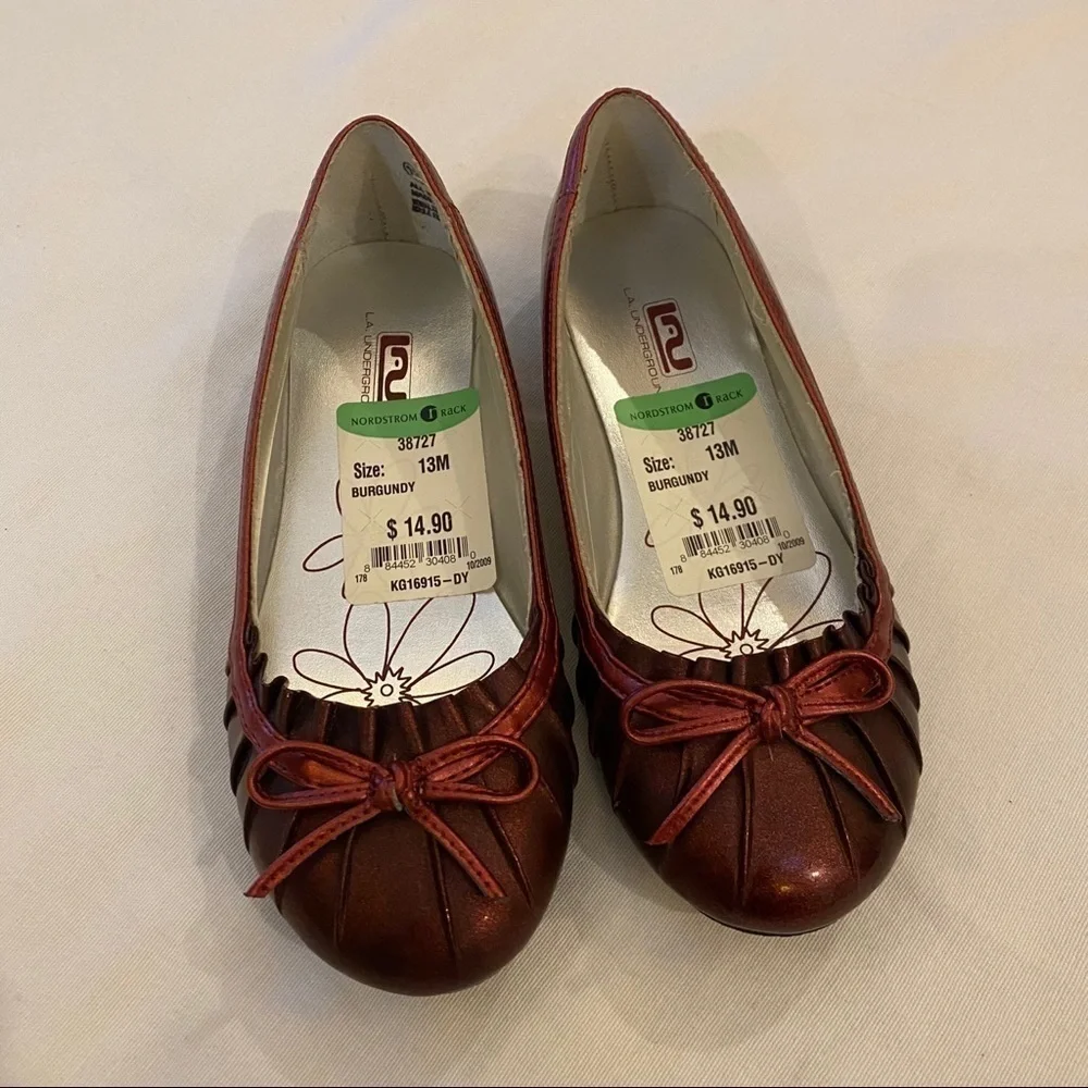 NWT~L.A. UNDERGROUND Girls Burgundy Shoes Size 13